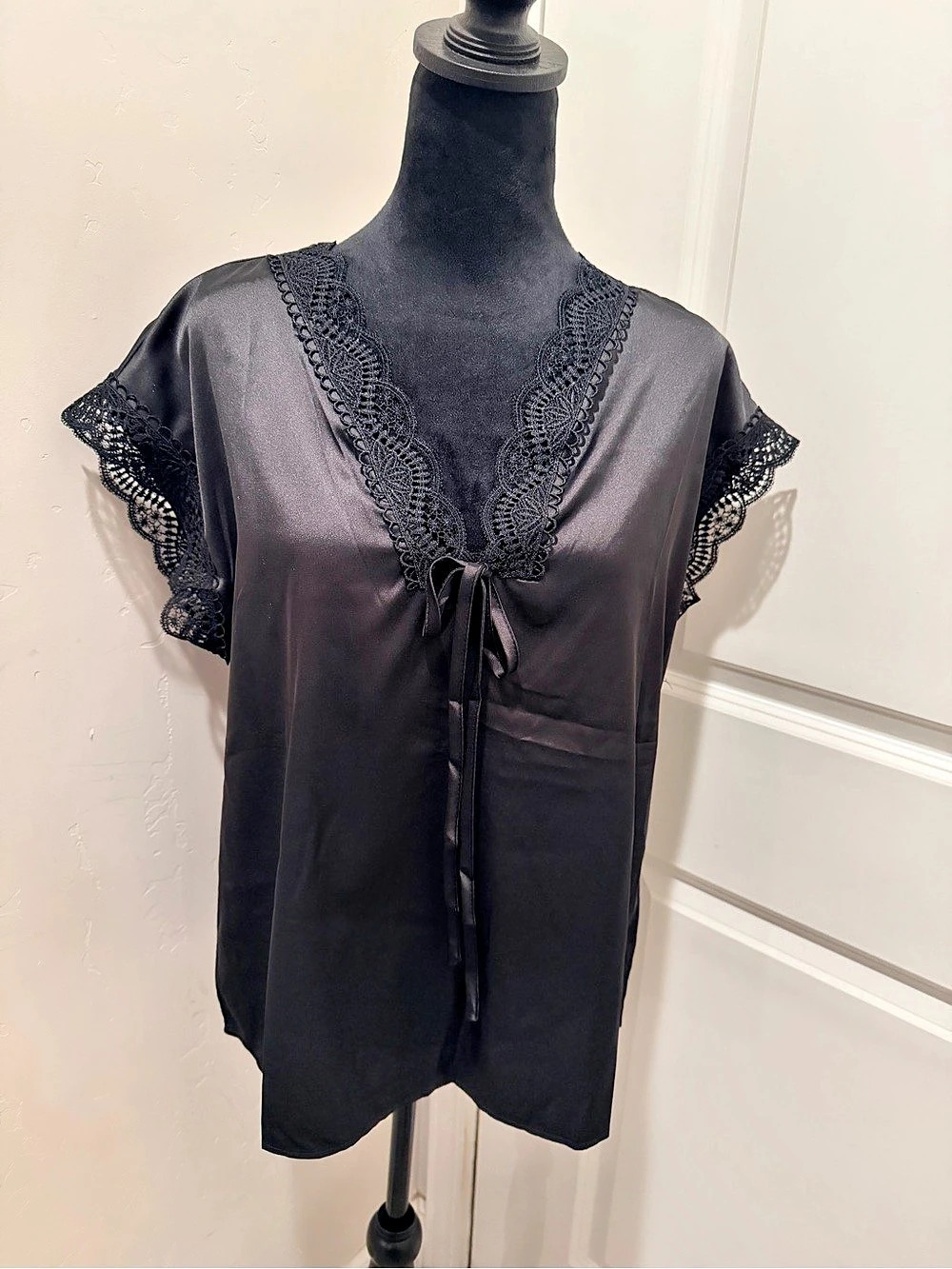 Black Lace Trim satin-like Blouse Size Large New, never worn